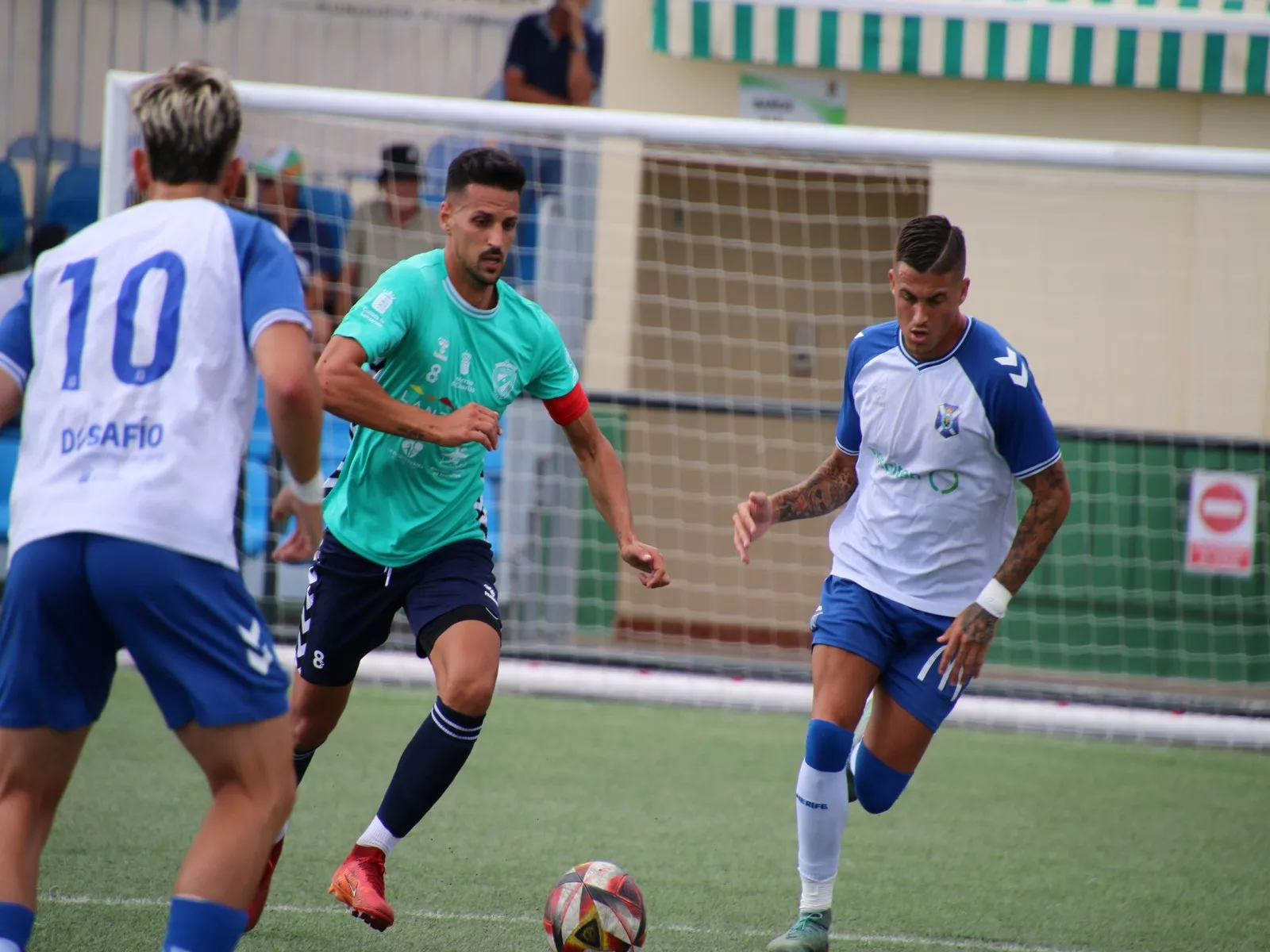 La primera prueba del US Yaiza se salda con derrota ante el Tenerife B -  Lancelot Digital