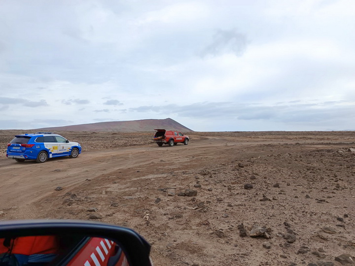 Rescatado al ser arrastrado por una ola en el sur de Lanzarote