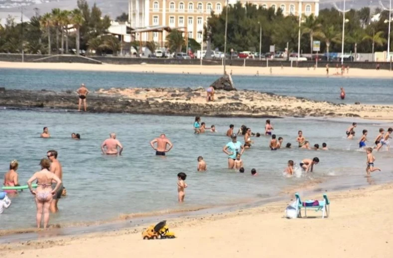 Lanzarote podría registrar más olas de calor y de mayor duración en las próximas décadas Lanzarote podría registrar más olas de calor y de mayor duración en las próximas décadas