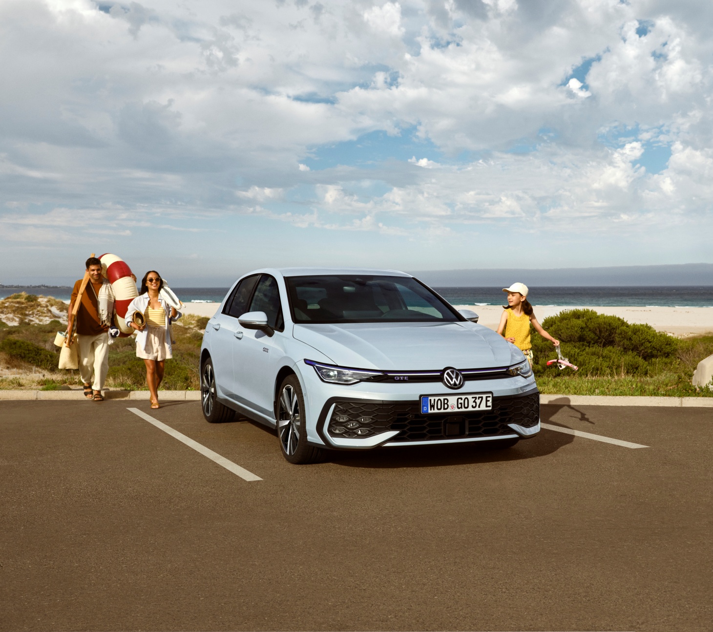 Esta iniciativa ofrece a los clientes de la marca la oportunidad de renovar su vehículo bajo condiciones especiales y personalizadas Esta iniciativa ofrece a los clientes de la marca la oportunidad de renovar su vehículo bajo condiciones especiales y personalizadas