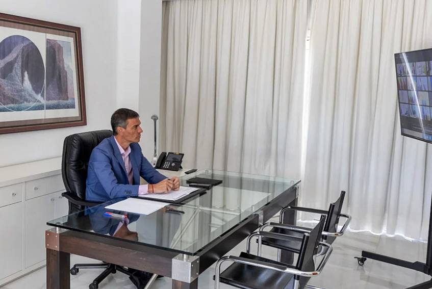 pedro sanchez sigue evolucion incendios pedro sanchez sigue evolucion incendios