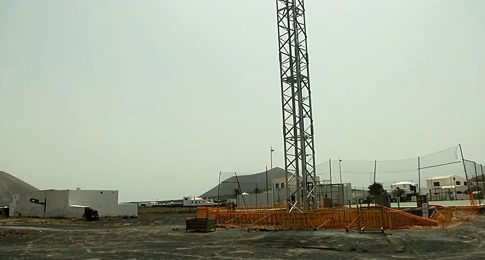 Polémica antena telefónica en Masdache Polémica antena telefónica en Masdache