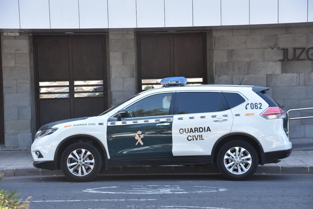 La Guardia Civil localizó al huido gracias a la cooperación internacional con las autoridades del Reino Unido La Guardia Civil localizó al huido gracias a la cooperación internacional con las autoridades del Reino Unido