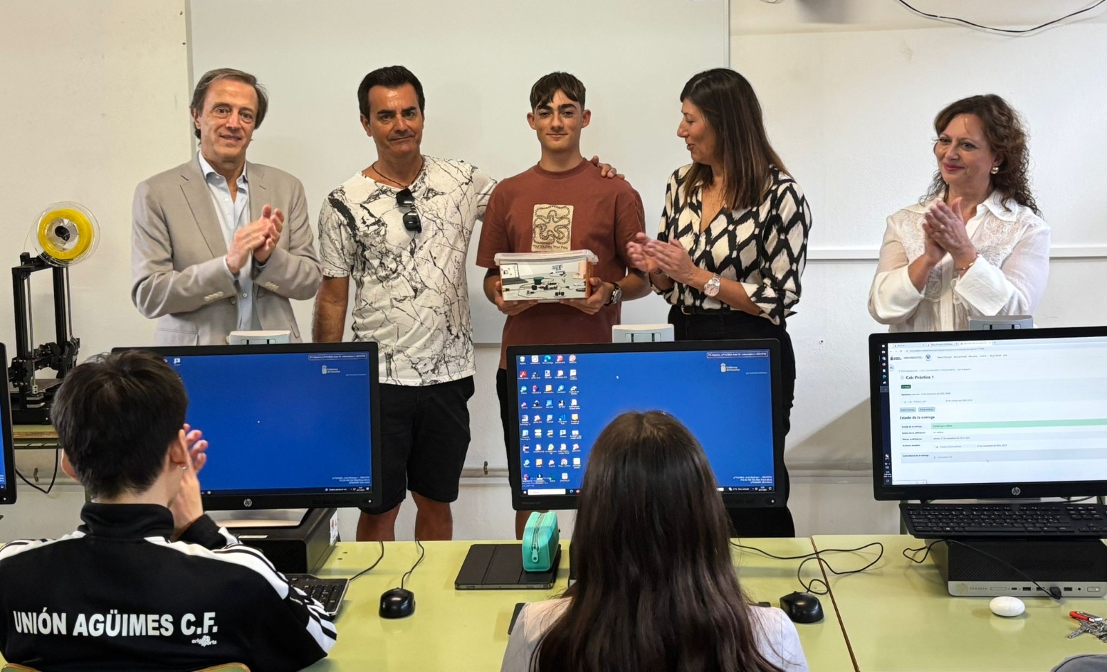 Los colegios del Archipiélago participarán con casi 600 estudiantes en la XI edición del programa de Fundación Endesa, que impulsa el emprendimiento tecnológico Los colegios del Archipiélago participarán con casi 600 estudiantes en la XI edición del programa de Fundación Endesa, que impulsa el emprendimiento tecnológico