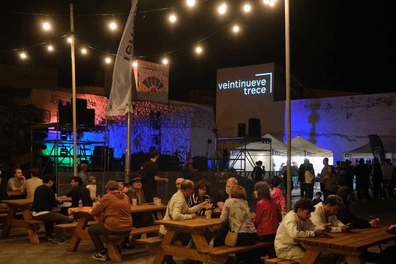 Veintinueve Trece Veintinueve Trece