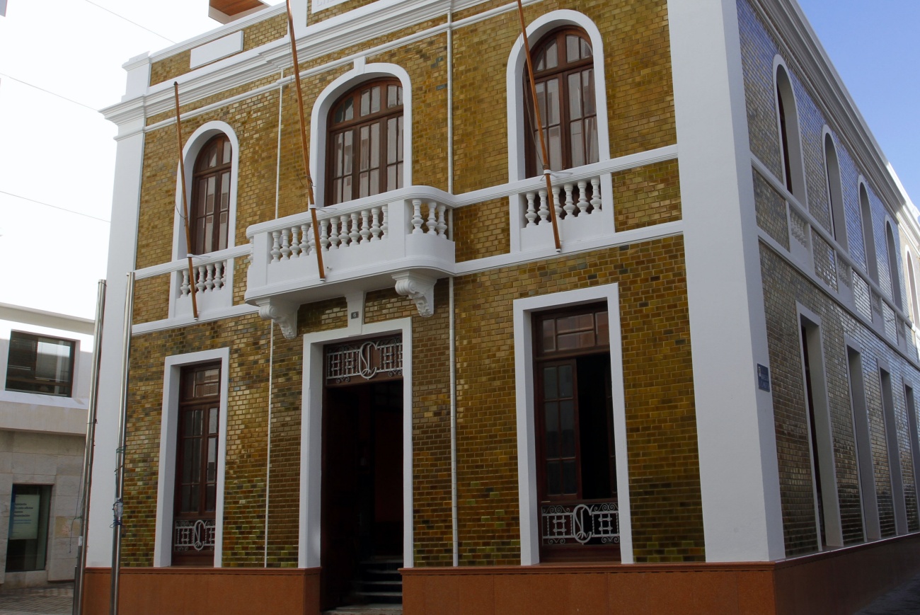 La remodelación de los azulejos de del histórico inmueble asciende a una cuantía cercana a los 200.000 euros La remodelación de los azulejos de del histórico inmueble asciende a una cuantía cercana a los 200.000 euros