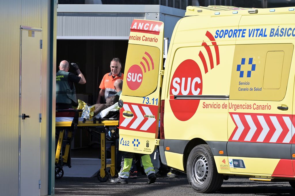 Cuatro de los muertos, con edades entre los 15 y los 35 años, iban a bordo de una embarcación con 121 personas Cuatro de los muertos, con edades entre los 15 y los 35 años, iban a bordo de una embarcación con 121 personas