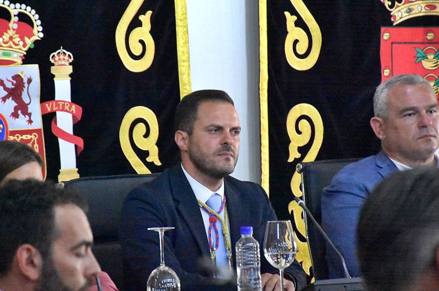 de leon yoanathan de leon yoanathan