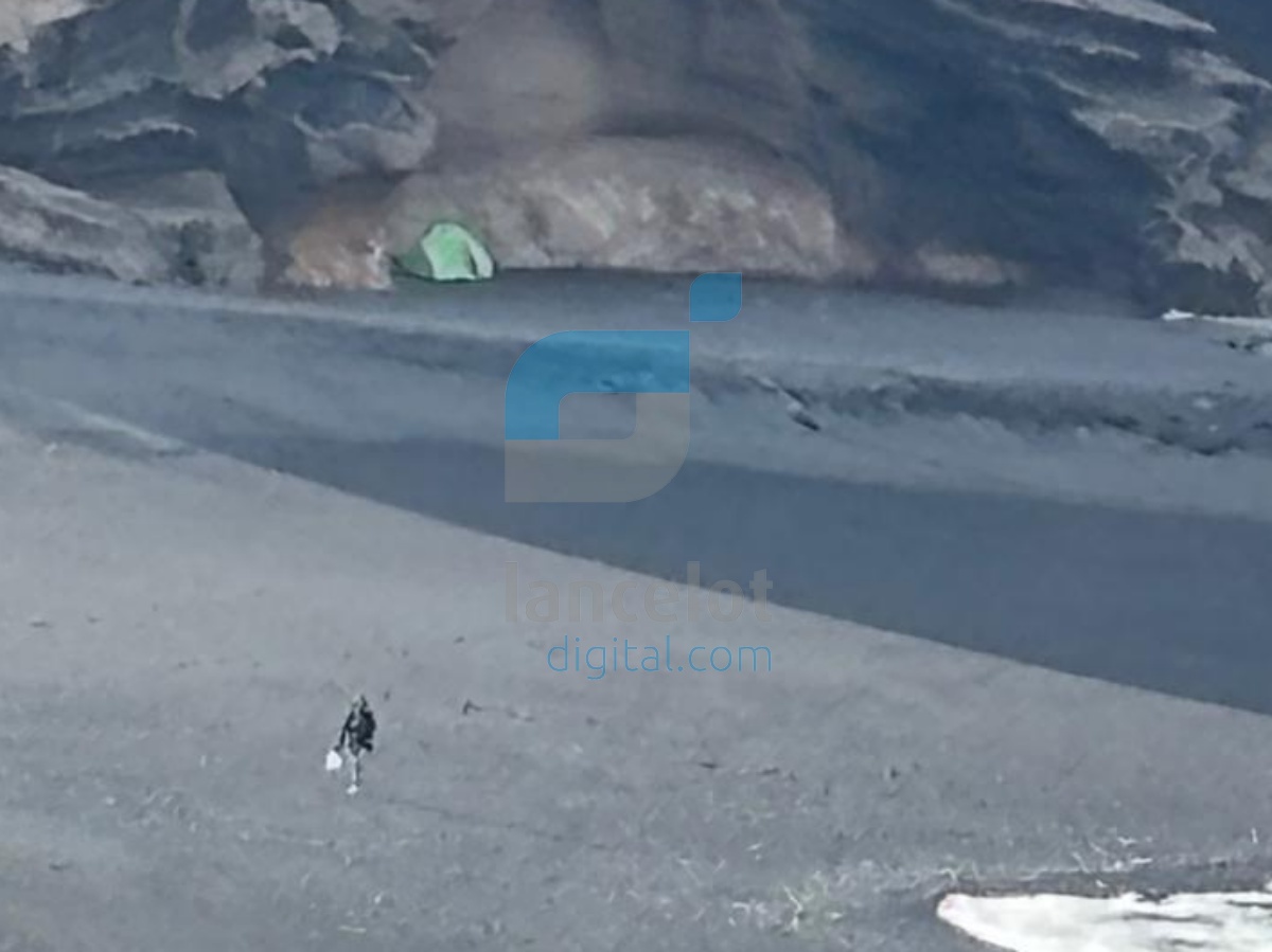 Una pequeña caseta Una pequeña caseta