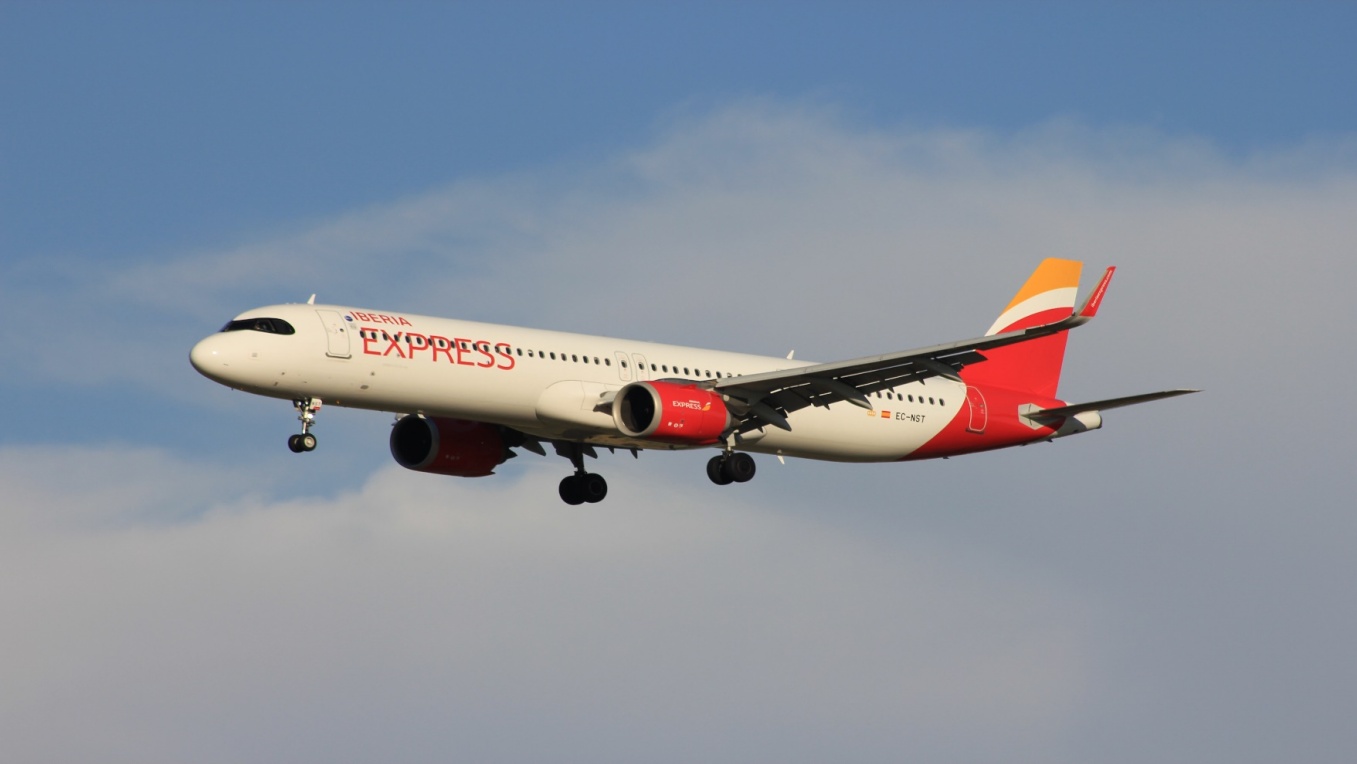 La aerolínea ofrecerá hasta 20 vuelos semanales por sentido entre el aeropuerto de Guacimeta y Madrid La aerolínea ofrecerá hasta 20 vuelos semanales por sentido entre el aeropuerto de Guacimeta y Madrid